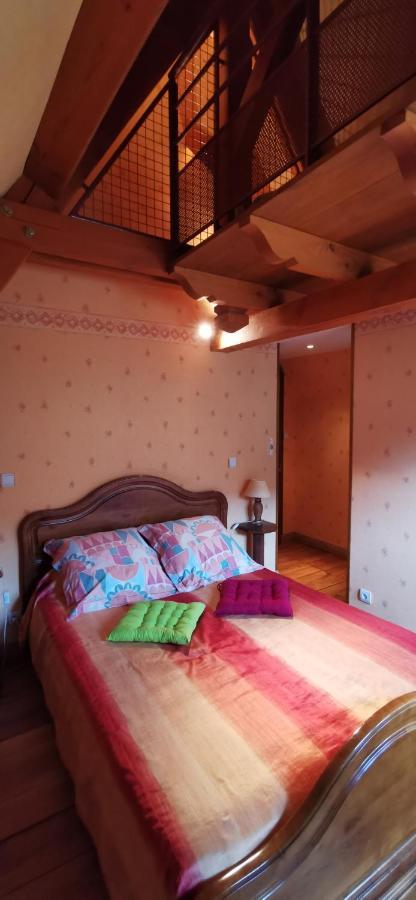 Le Fidele Bed and Breakfast Saint-Chamant Exteriör bild
